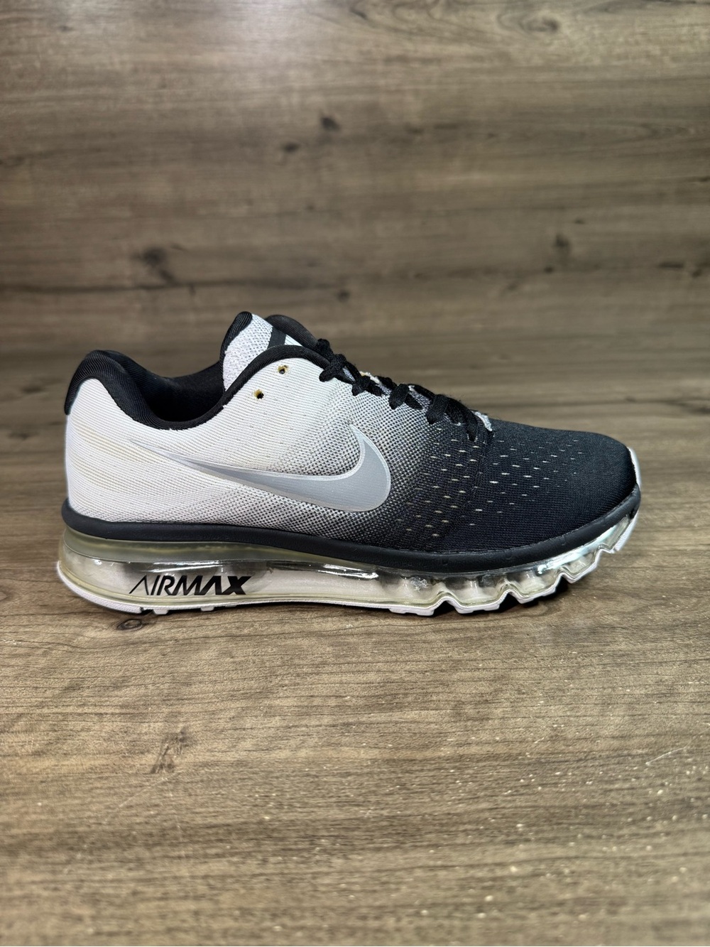 Nike Air Max 2017 in the black/white Running Jogging Shoes 7